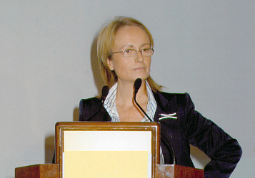 Charo Casta&ntilde;o